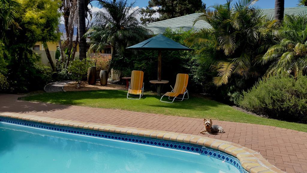 Eikepark Self Catering Apartment Stellenbosch Exterior photo